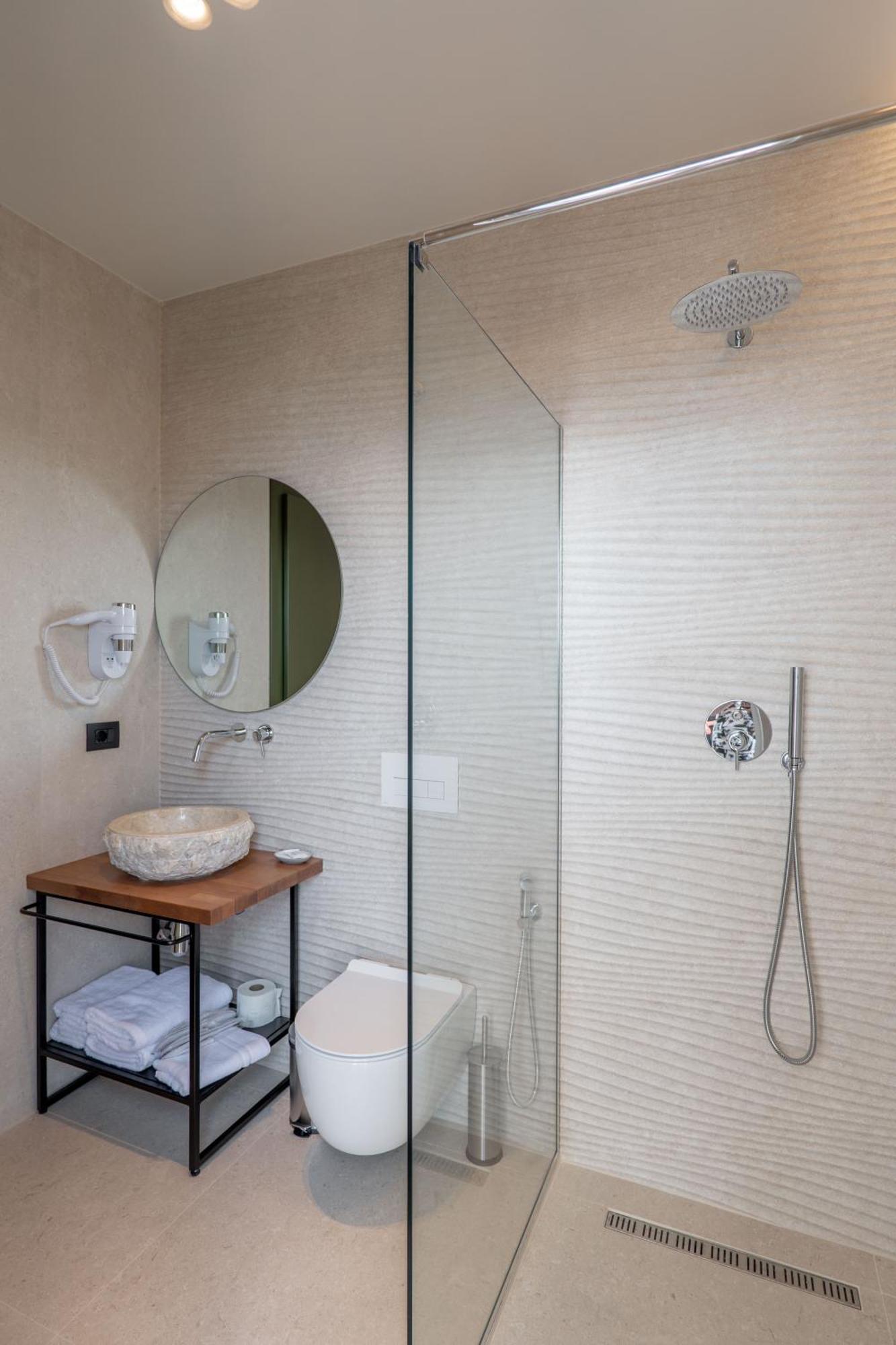 Kamara Rooms Sarandë Værelse billede