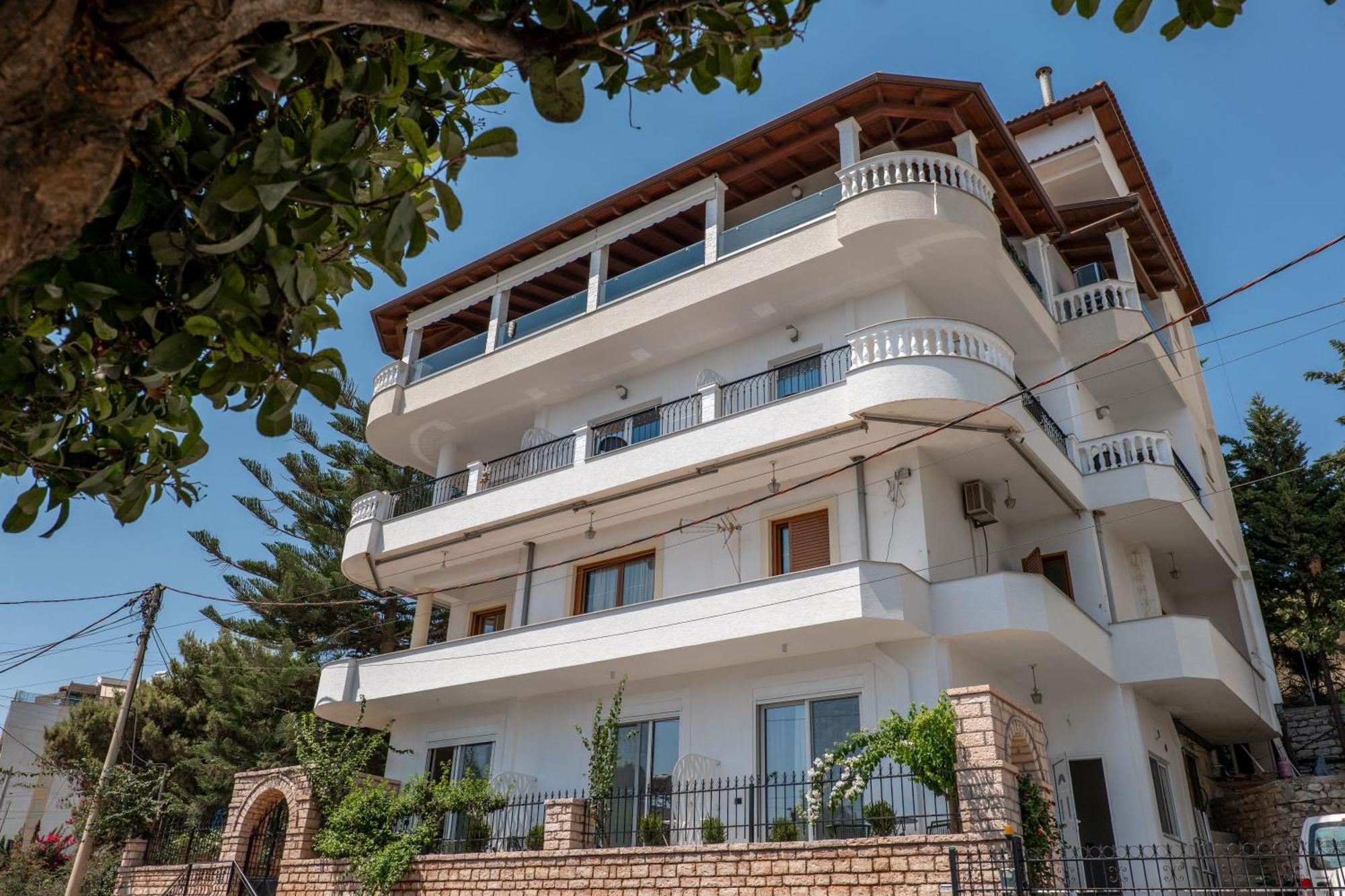 Kamara Rooms Sarandë Eksteriør billede