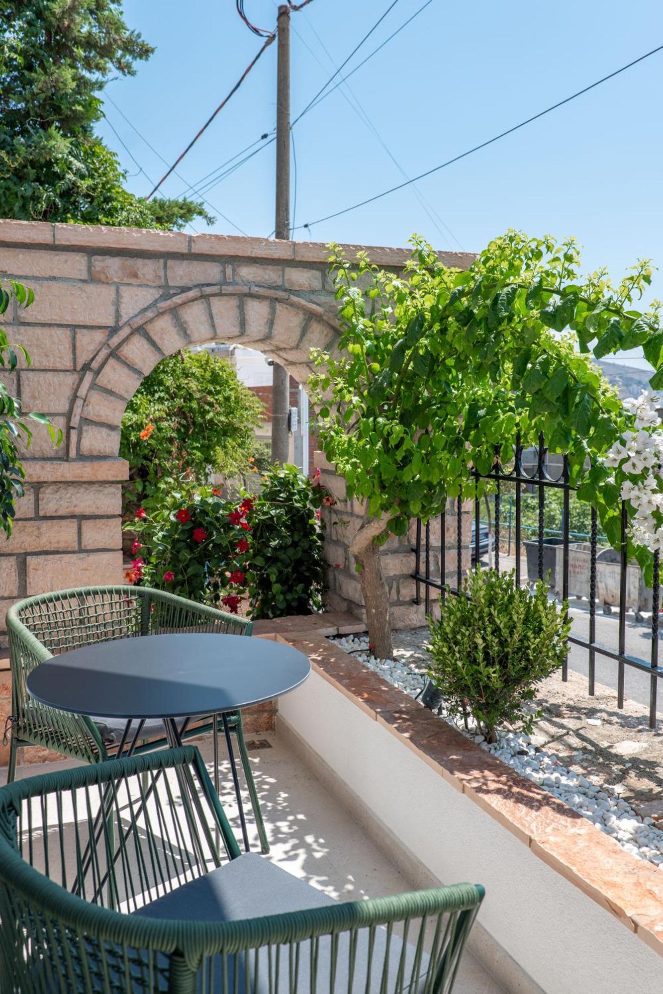 Kamara Rooms Sarandë Eksteriør billede
